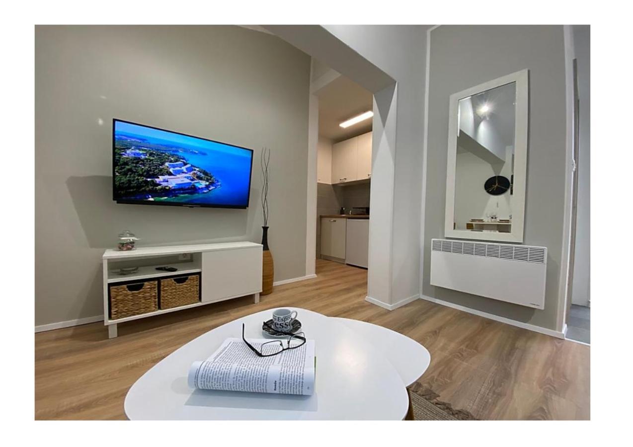 Apartments Fantasia Pula Exterior photo
